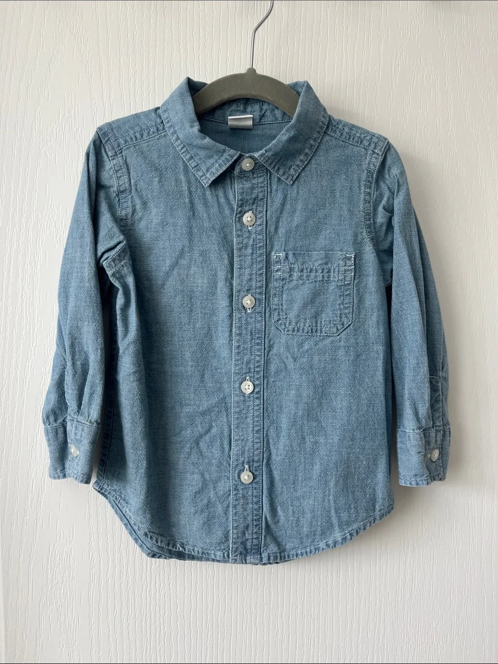 Baby GAP Light Blue Denim Button-Down Shirt for Kids 2 Years